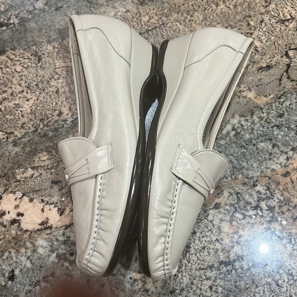 SAS Shoes - Picture 3 of 8